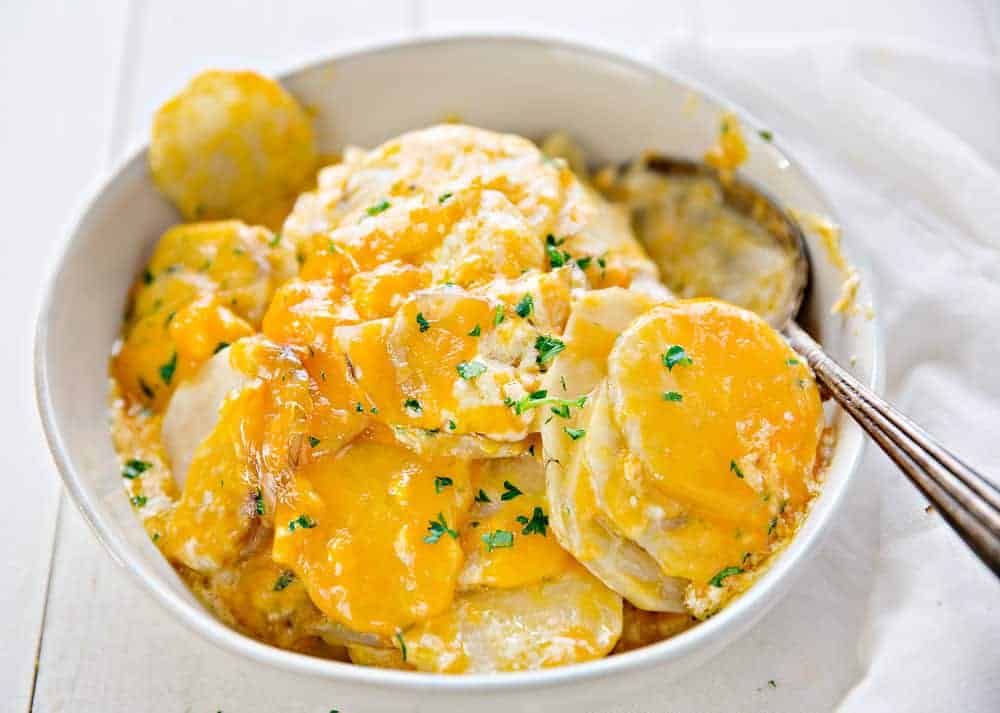 Cheesy Crockpot Scalloped Potatoes I Am Homesteader