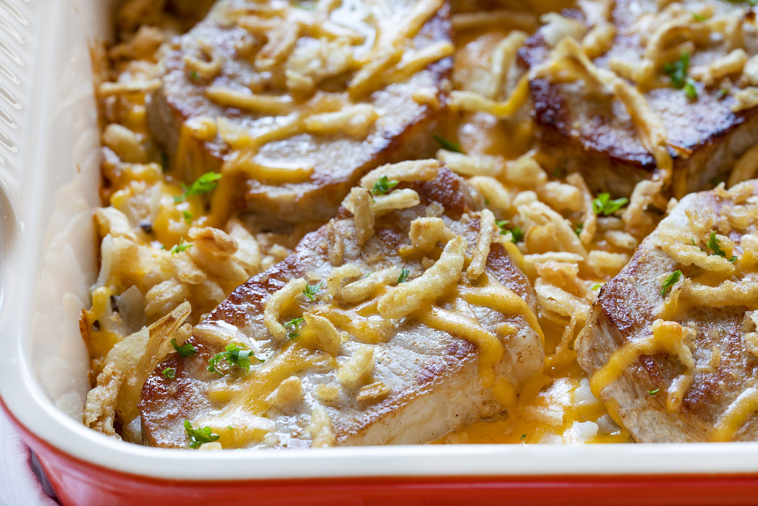 Recette de Casserole de pommes de terre au porc