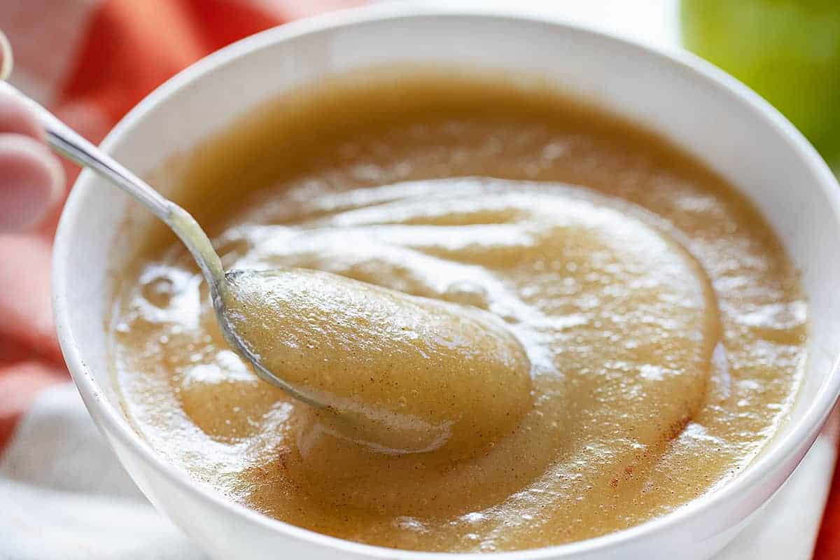 A spoonful of delicious homemade apple sauce