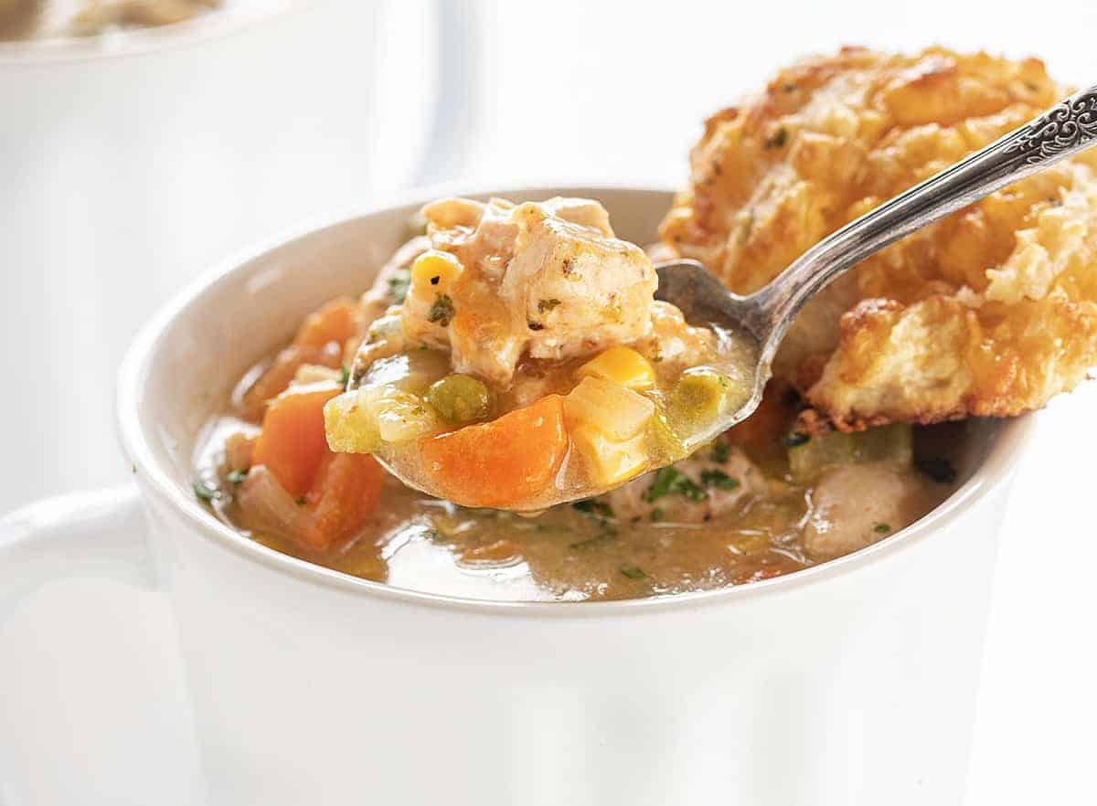 Spoonful of Instapot Chicken Pot Pie Soup