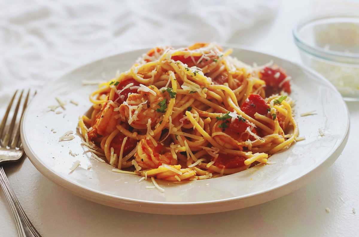 Plate of Shrimp Pasta with Tomatoes
