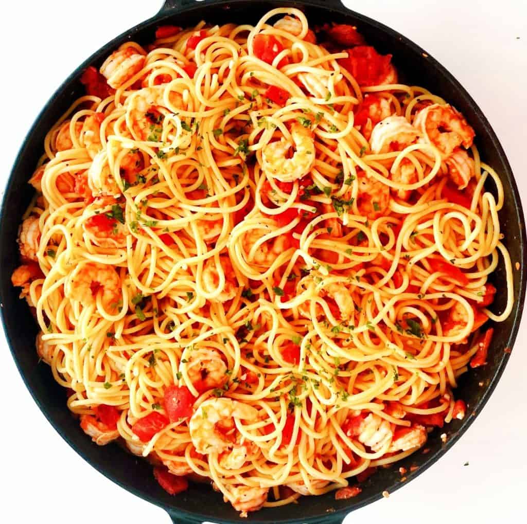 Shrimp Pasta with Tomatoes - I Am Homesteader