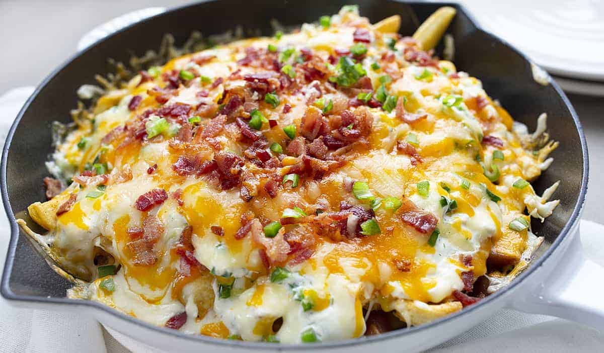 Jalapeno Popper Cheese Fries in White Skillet
