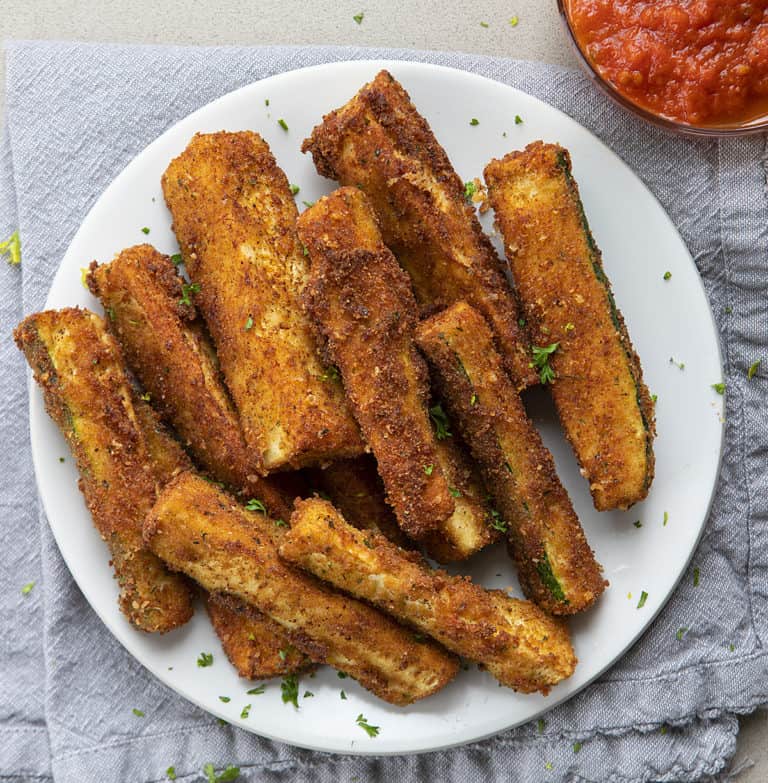 Crispy Fried Zucchini Sticks - I Am Homesteader