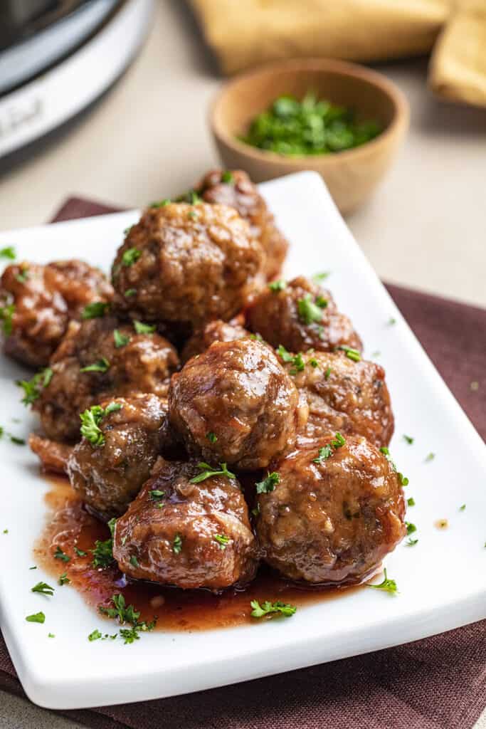 Crockpot Grape Jelly Meatballs I Am Homesteader