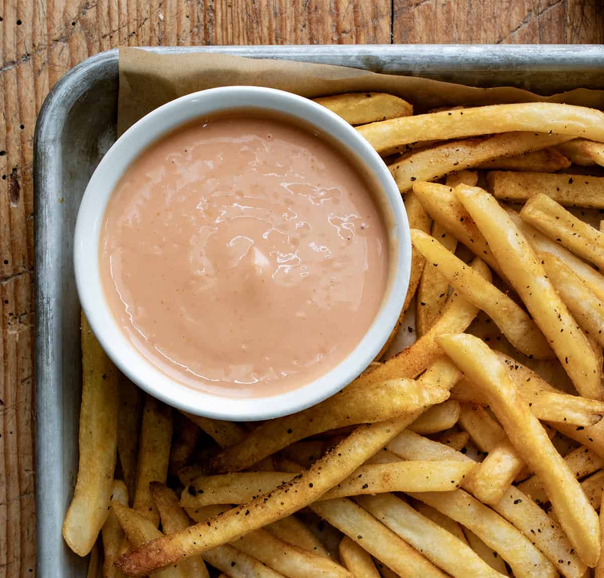Bowl of Easy Fry Sauce in a Platter with French Fries.