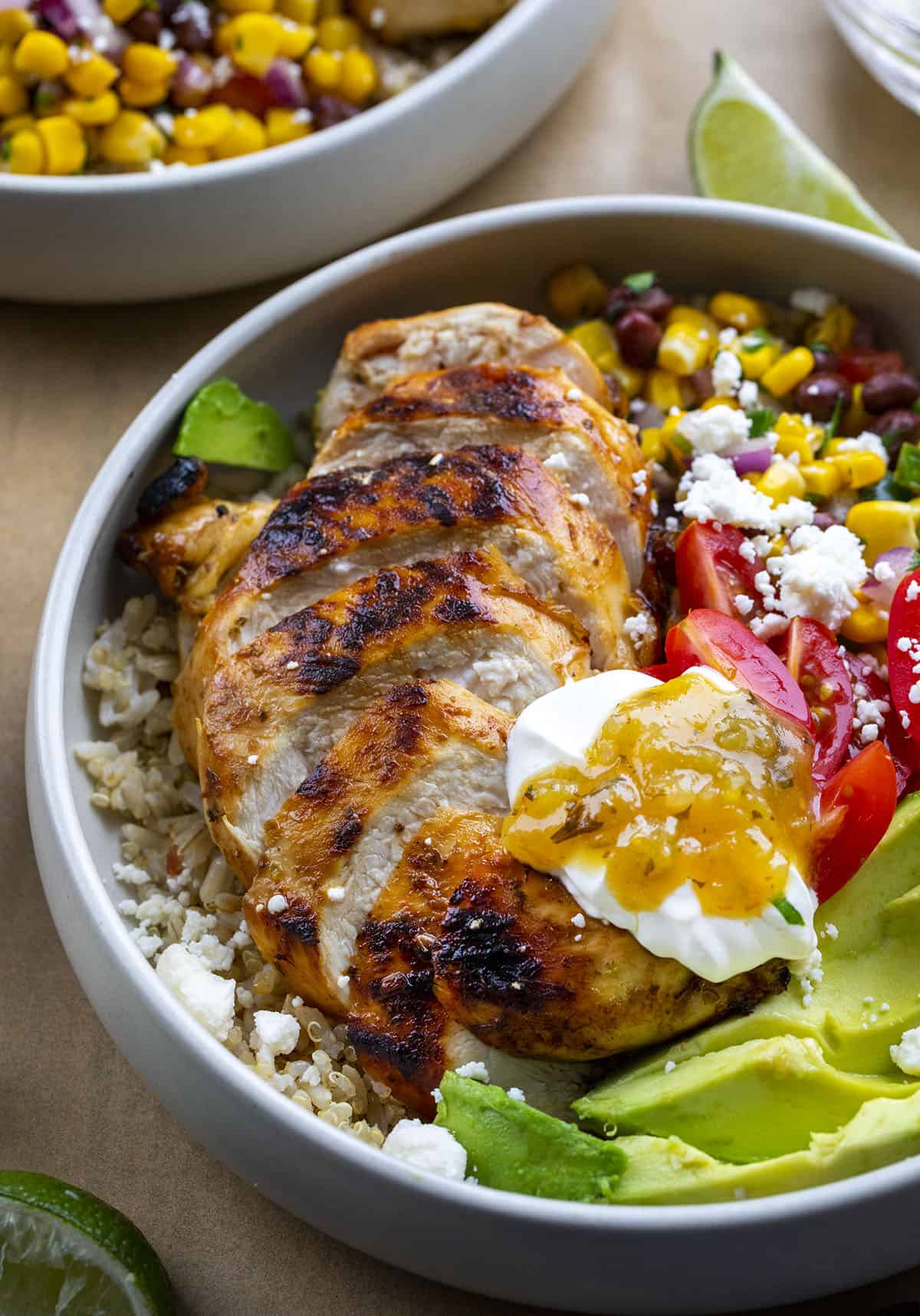 Cut Up Marinated Chicken on a Baja Bowl. Dinner, Supper, Salad, Meat Salad, Chipotle Bowl, Couscous Bowl, Fresh Bowl, Panera Recipes, Viral Bowl Recipes, Lunch, Best Lunch Recipes, i am homesteader, iamhomesteader