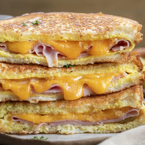 https://iamhomesteader.com/wp-content/uploads/2022/02/breakfast-sandwich-2-500x500.jpg