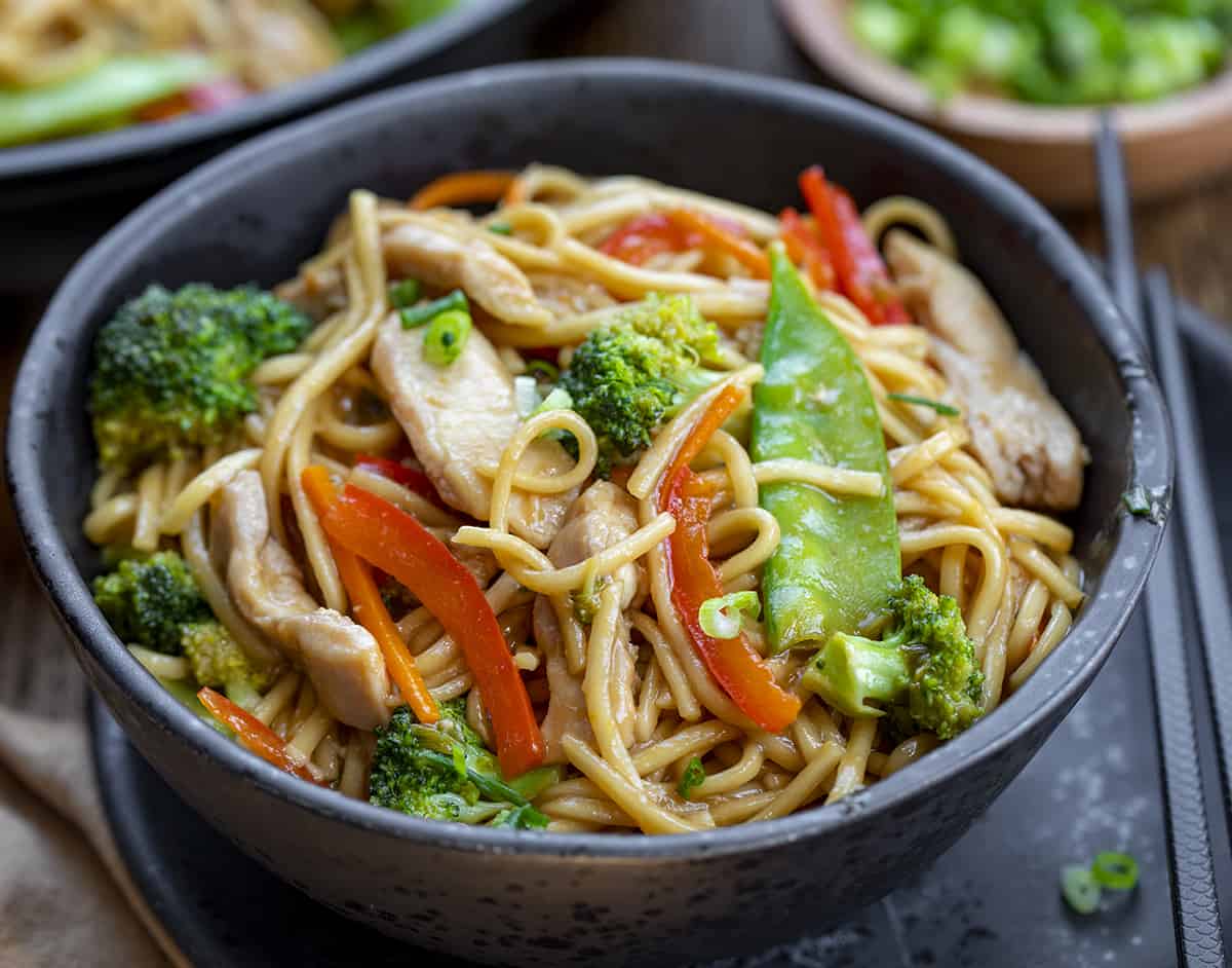 Bowl of Chicken Lo Mein. Dinner, Supper, How to Make Lo Mein, Chicken Lo mein, Chicken thigh Lo Mein, American Lo Mein, Noodles, Asian Inspired Lo Mein, The Best Lo Mein, i am homesteader, iamhomesteader