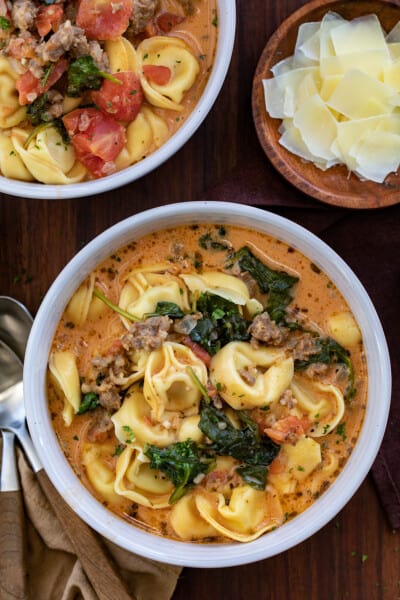 One Pot Italian Sausage Tortellini Soup - I Am Homesteader