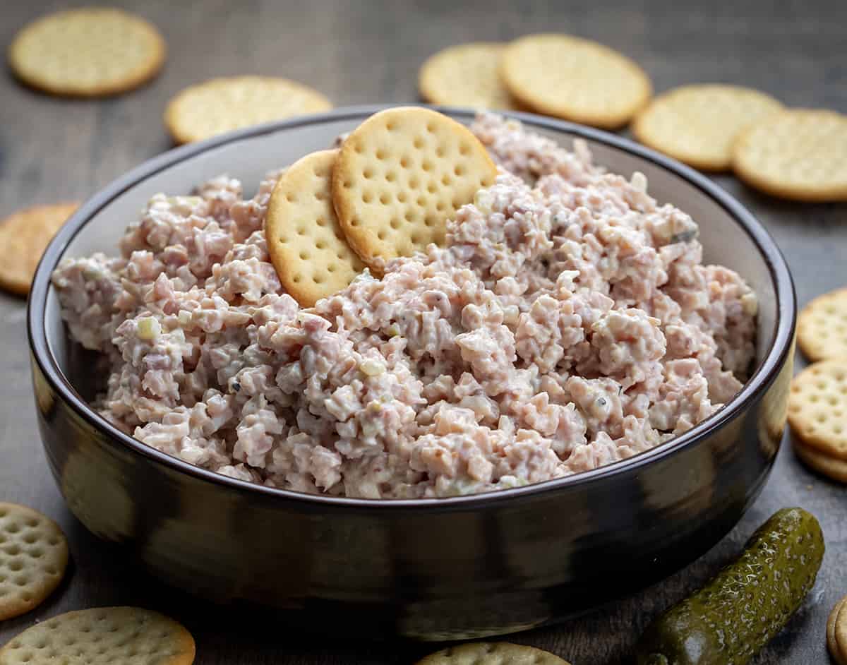 Bowl of Ham Salad with crackers.