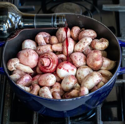 Red Wine Mushrooms - I Am Homesteader