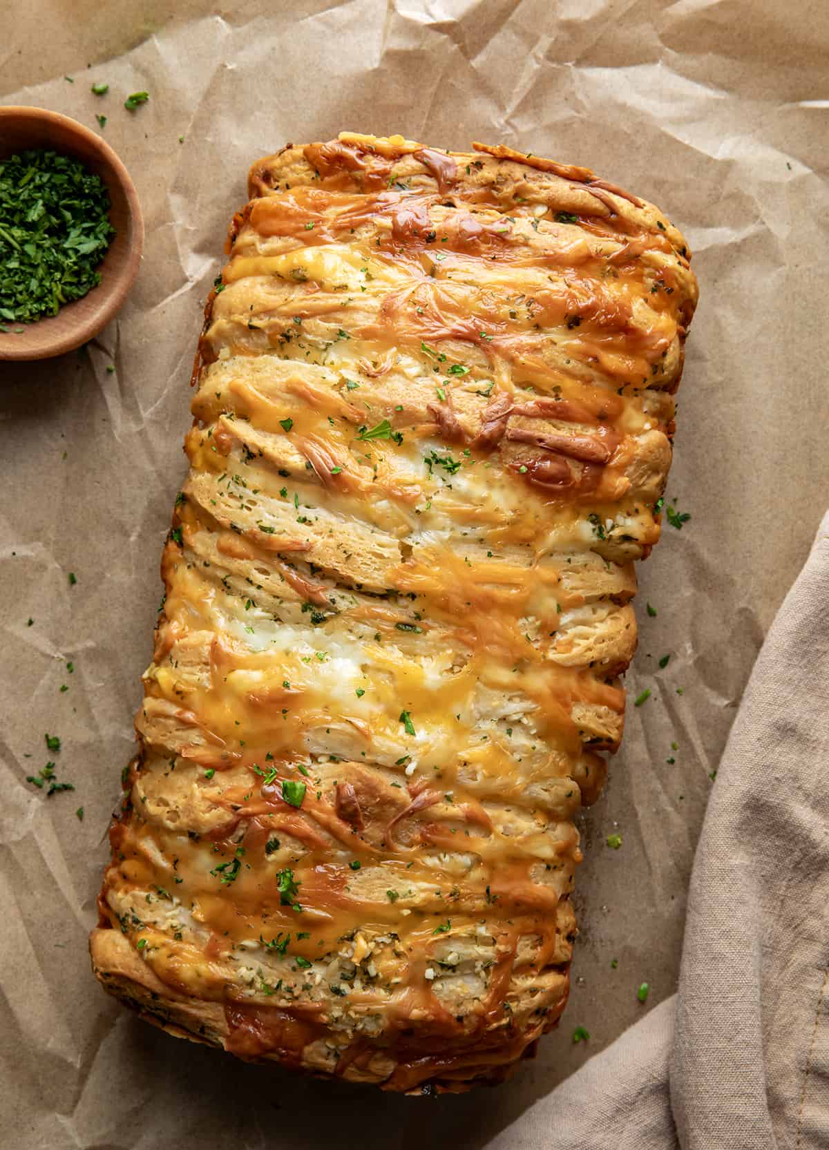 Cheesy Garlic Pull-Apart Bread-image